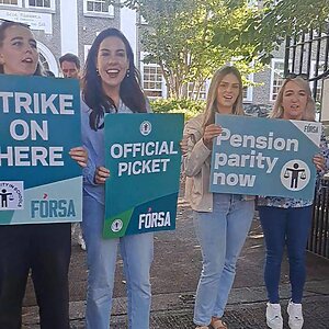 School Secretaries and Caretakers Still On Strike 3 1