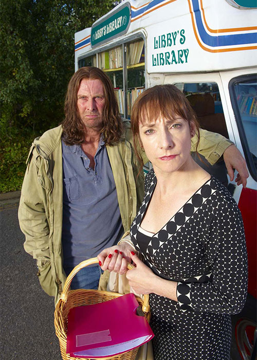 Television programmes: Shameless. Frank [David Threlfall] and+Libby [Pauline McLynn]. Pic: Channel 4