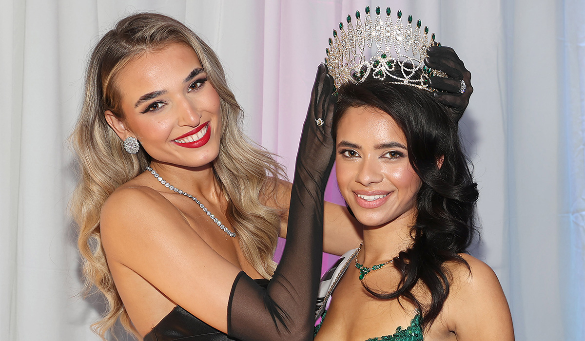 Outgoing Miss Universe Ireland Sofia Labus passes on her crown to Aadya Srivastava, who was crowned Miss Universe Ireland 2025, at the Hilton Hotel Dublin Airport. Pic: Brian McEvoy