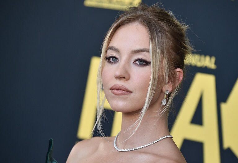 Sydney Sweeney Breaks The Internet - Again - With Very Revealing Dress ...
