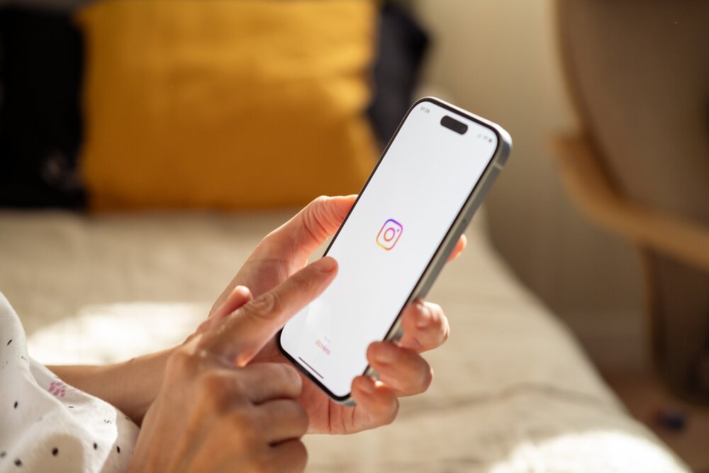 Instagram Introduces 'Map' Function To Track Your Friend's Location