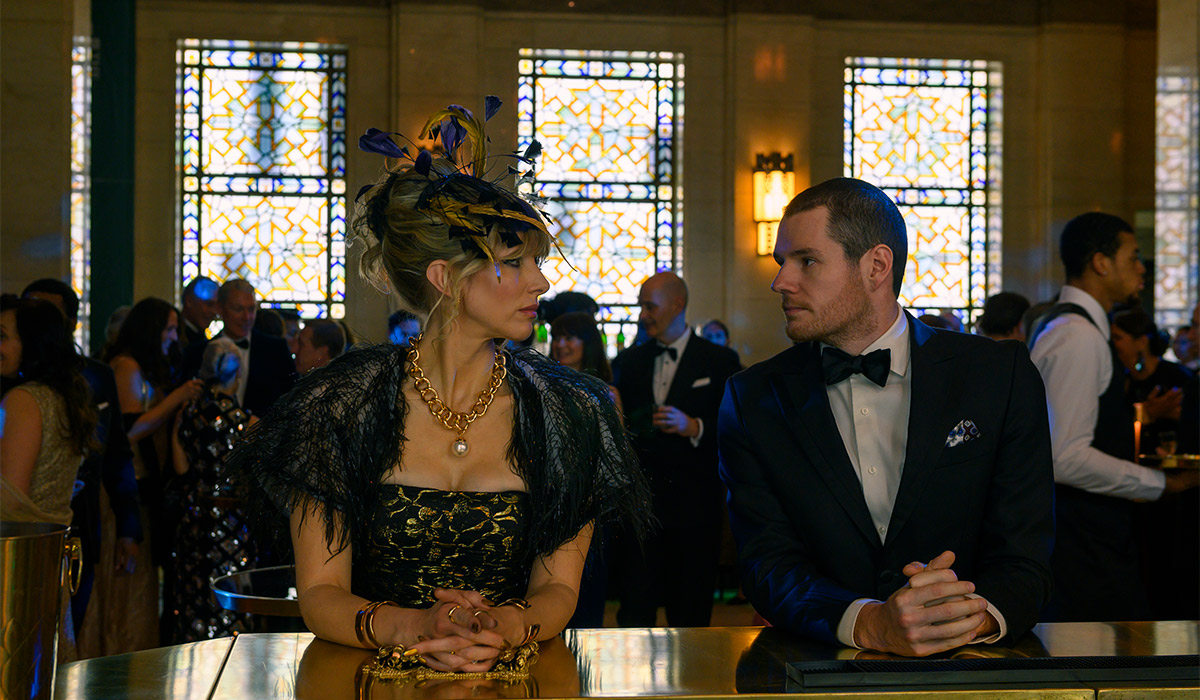 Connor Swindells as Nick and Lucy Punch as Cynthia Sterling in Jingle Bell Heist. Pic: Netflix