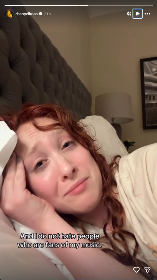 Chappell Roan Apologizes To 11-Year-Old: 'I Do Not Hate Fans' 3 Chappell Roan, Instagram Stories, 22.03