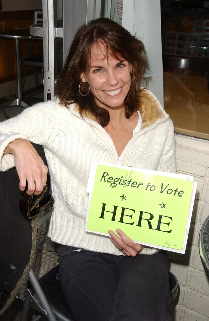 Alexandra Paul, Activism