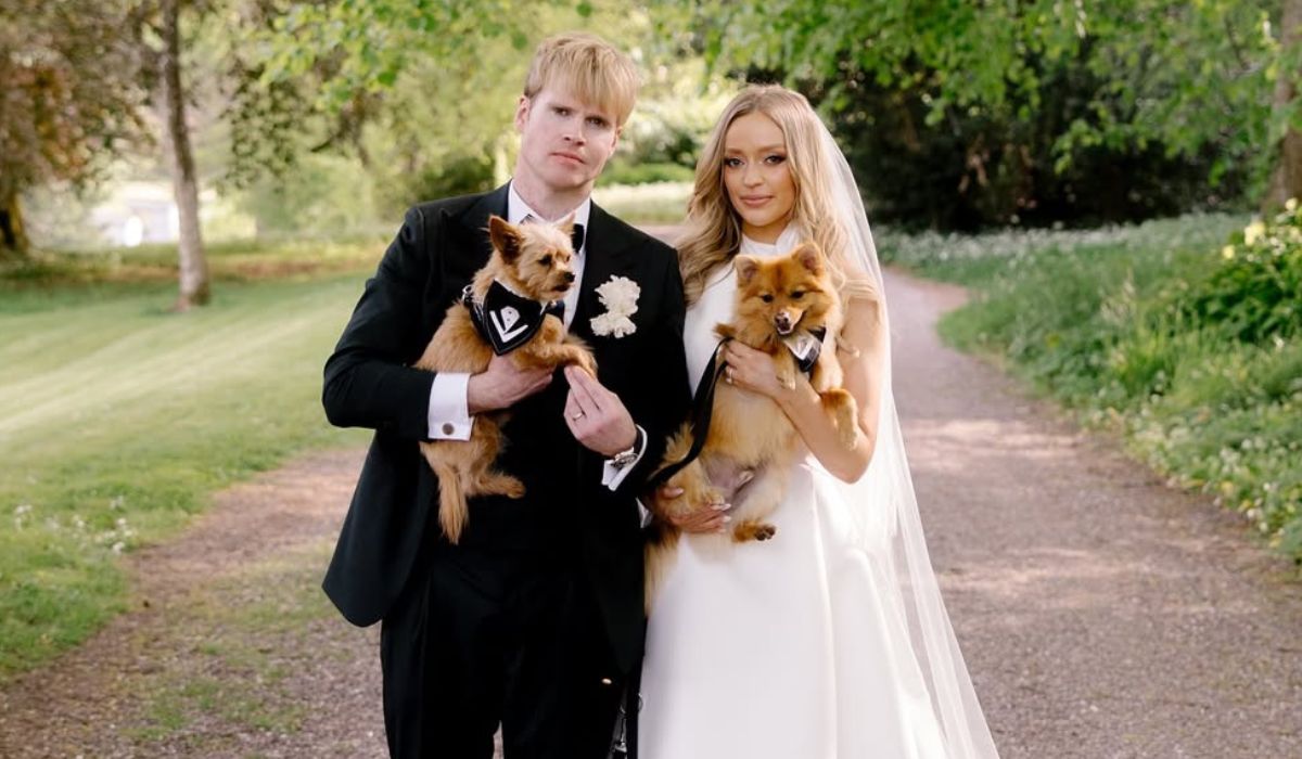 Kodaline star Steve Garrigan's wife Diana wears second wedding dress fit for a princess./Pic: Instagram