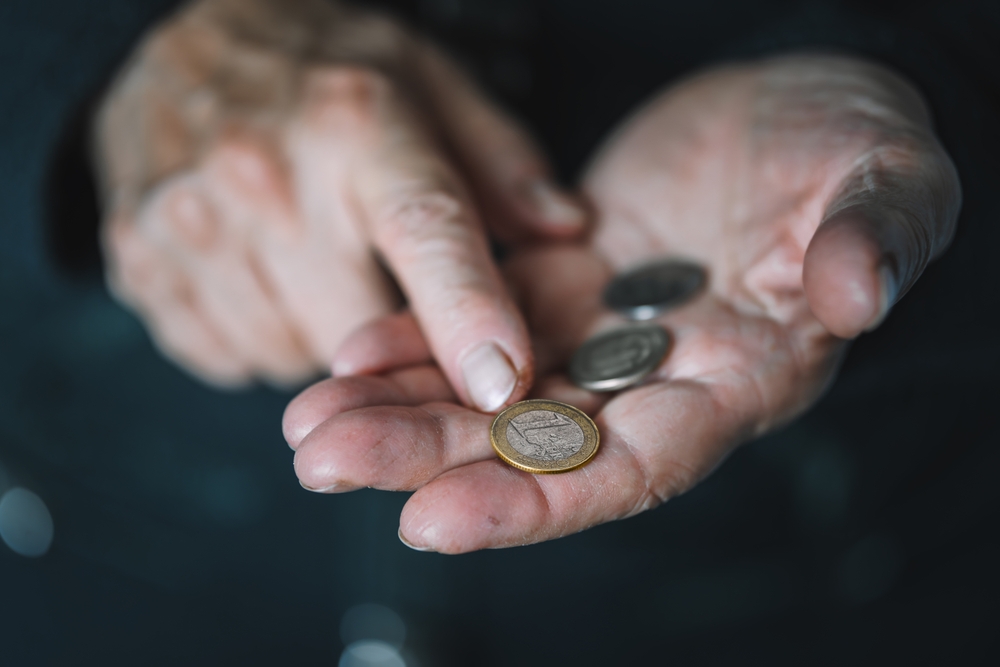 Elderly poverty, Older generation, Poor, Social inequality, Financial Struggle, ALONE