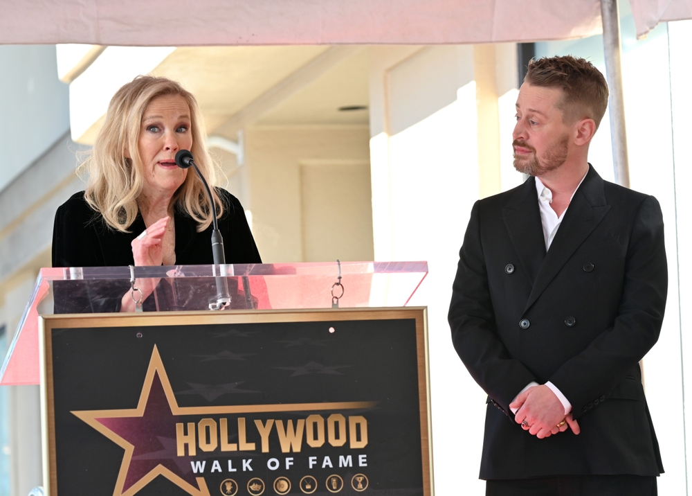 Catherine O'Hara's On-Screen Kids Pay Emotional Tribute: 'She Was Our Mama' 3 Catherine OHara presents Hollywood Walk Of Fame star to Macaulay Culkin. Photo credit Featureflash Photo Agency Shutterstock