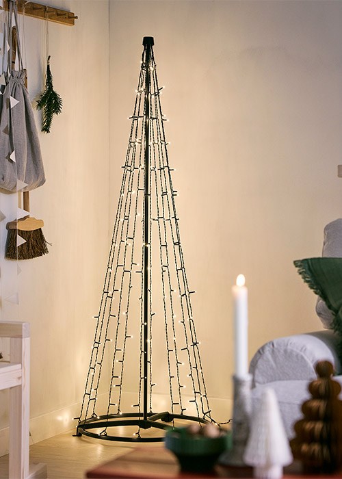STRÅLA LED lighting, outdoor/tree-shaped, €29. Pic: IKEA
